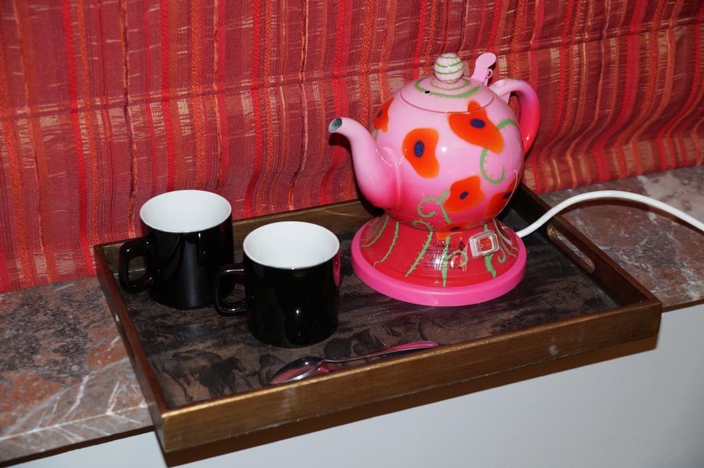 B&B Cense De La Tour Nil Saint-Vincent 객실 사진