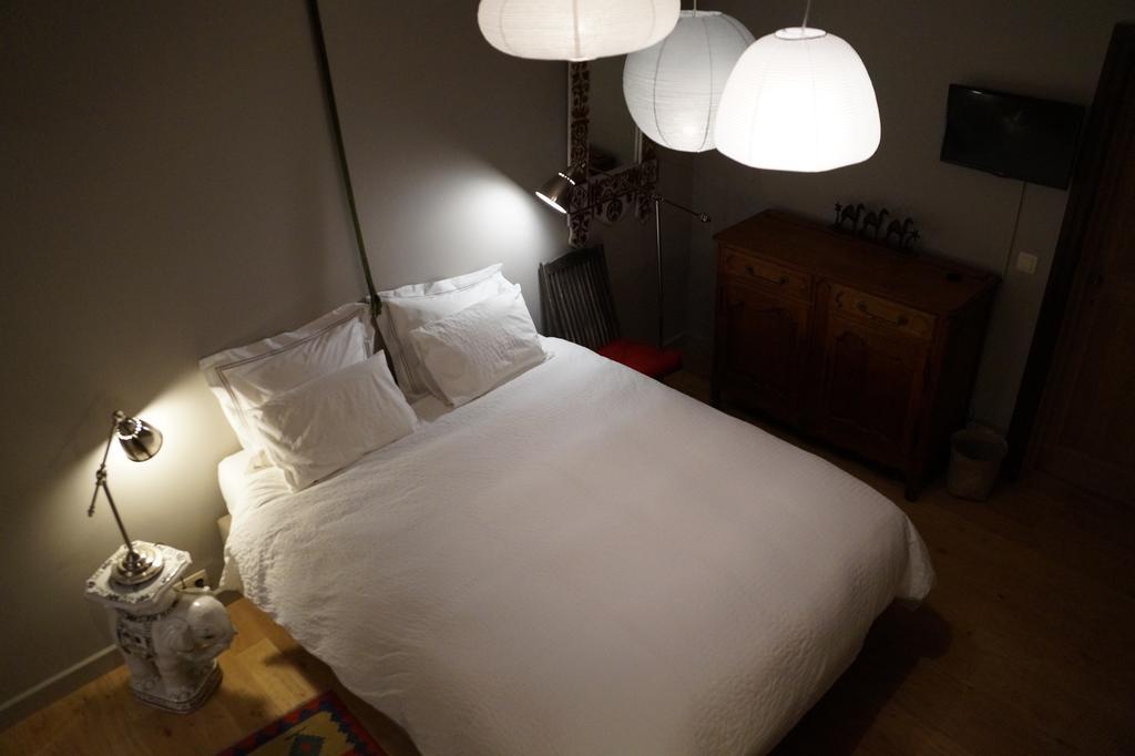 B&B Cense De La Tour Nil Saint-Vincent 객실 사진