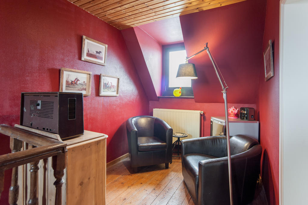 B&B Cense De La Tour Nil Saint-Vincent 객실 사진